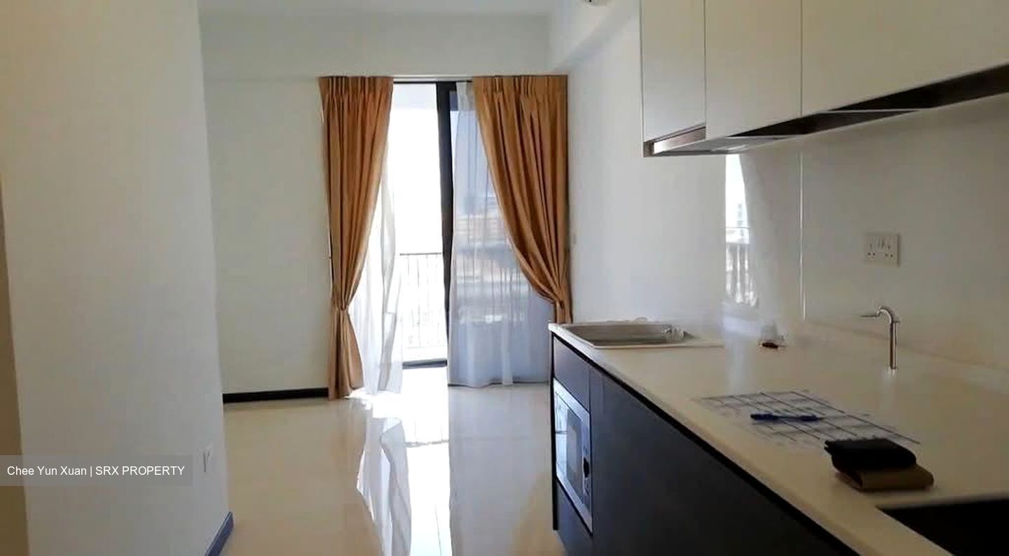 Sims Urban Oasis (D14), Condominium #556974011